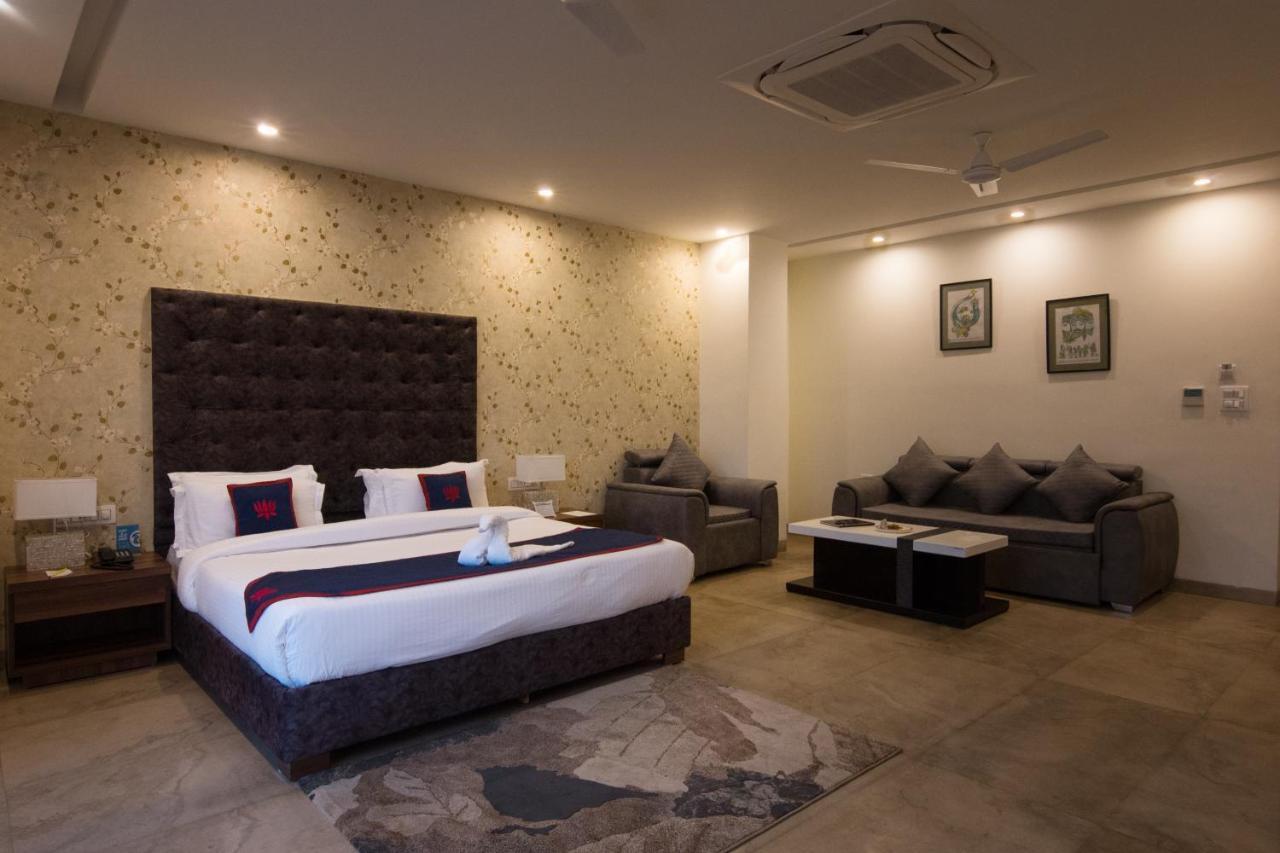 Holywater Hotel By Ganga Kinare #150 Mts From Ganga Ghat Rishikesh Ngoại thất bức ảnh