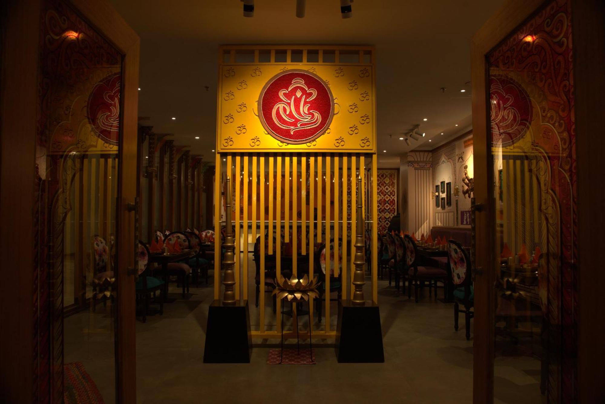 Holywater Hotel By Ganga Kinare #150 Mts From Ganga Ghat Rishikesh Ngoại thất bức ảnh